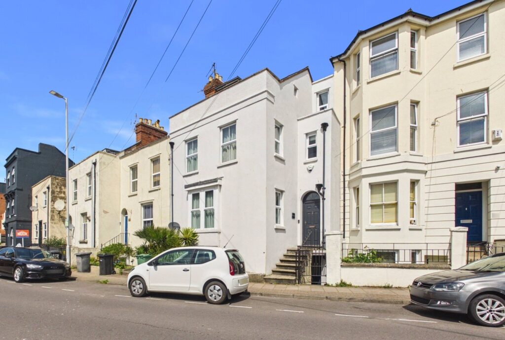 Property Image 0 Image 0