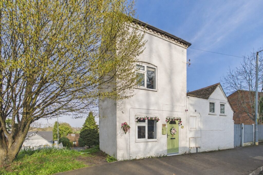 Property Image 0 Image 0