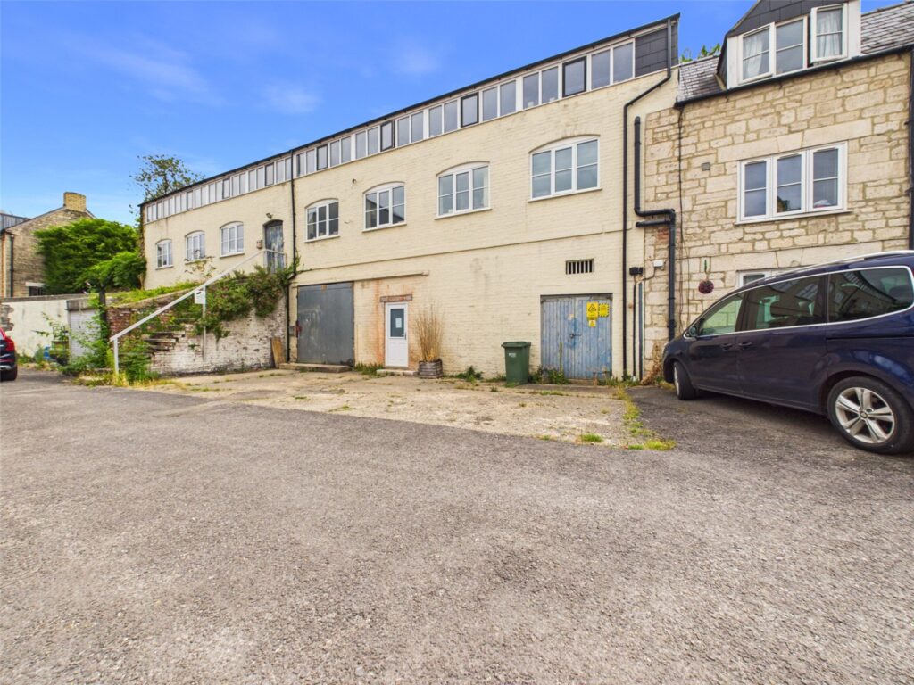 Property Image 0 Image 0