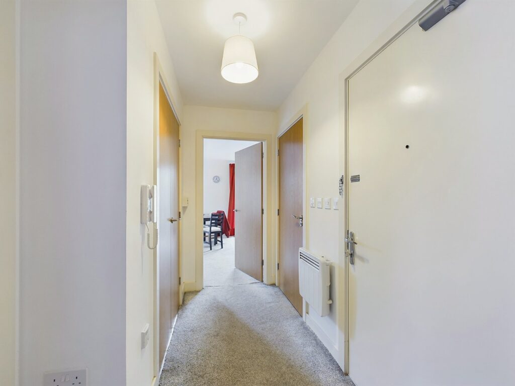 Property Image 0 Image 0