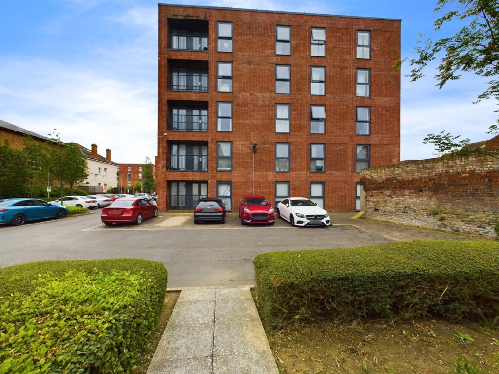Property Image 0 Image 0