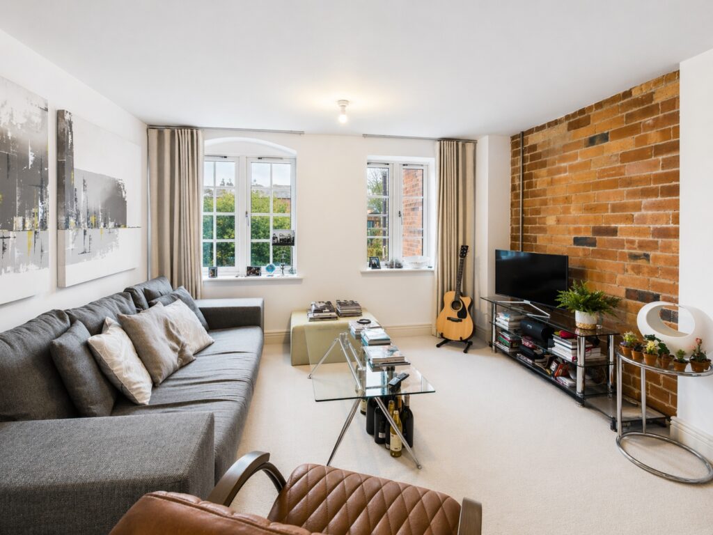 Property Image 0 Image 0