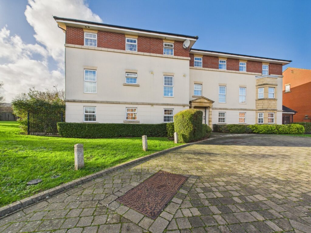 Property Image 0 Image 0