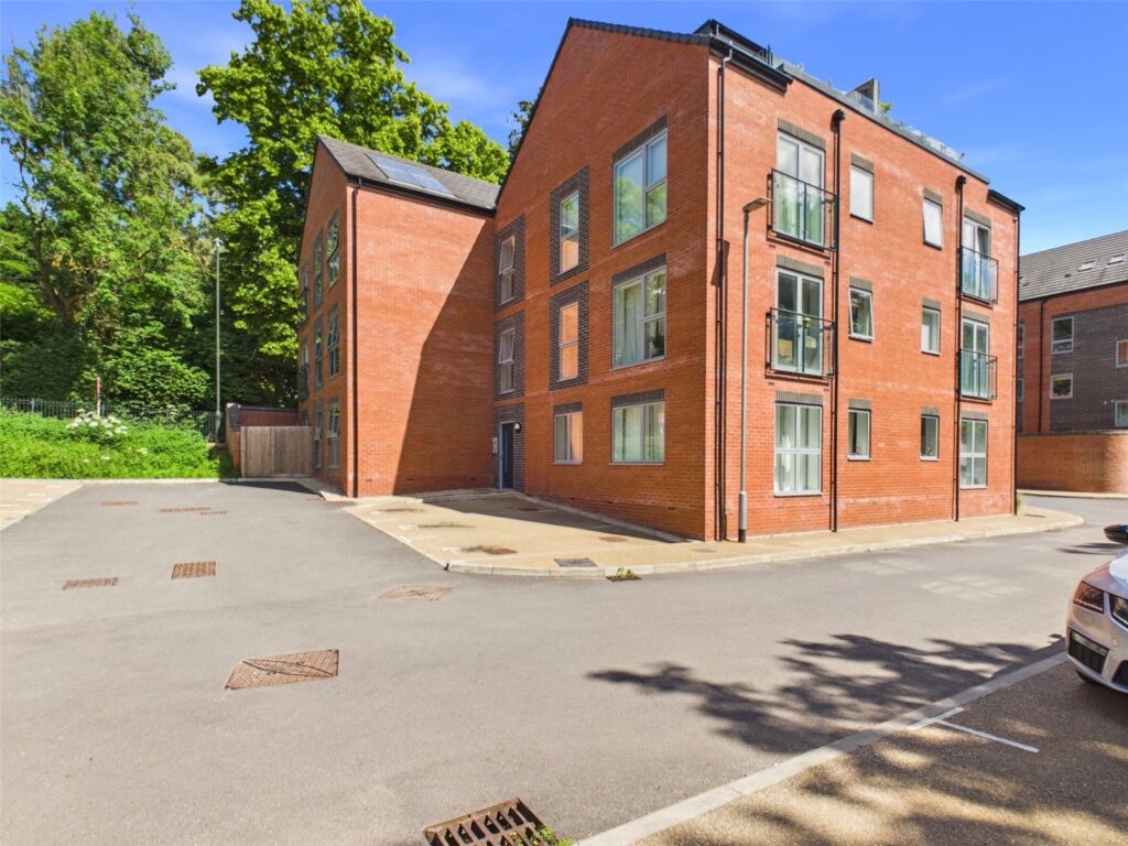 Property Image 0 Image 0
