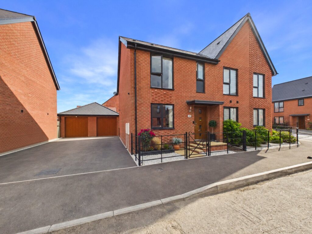 Property Image 0 Image 0