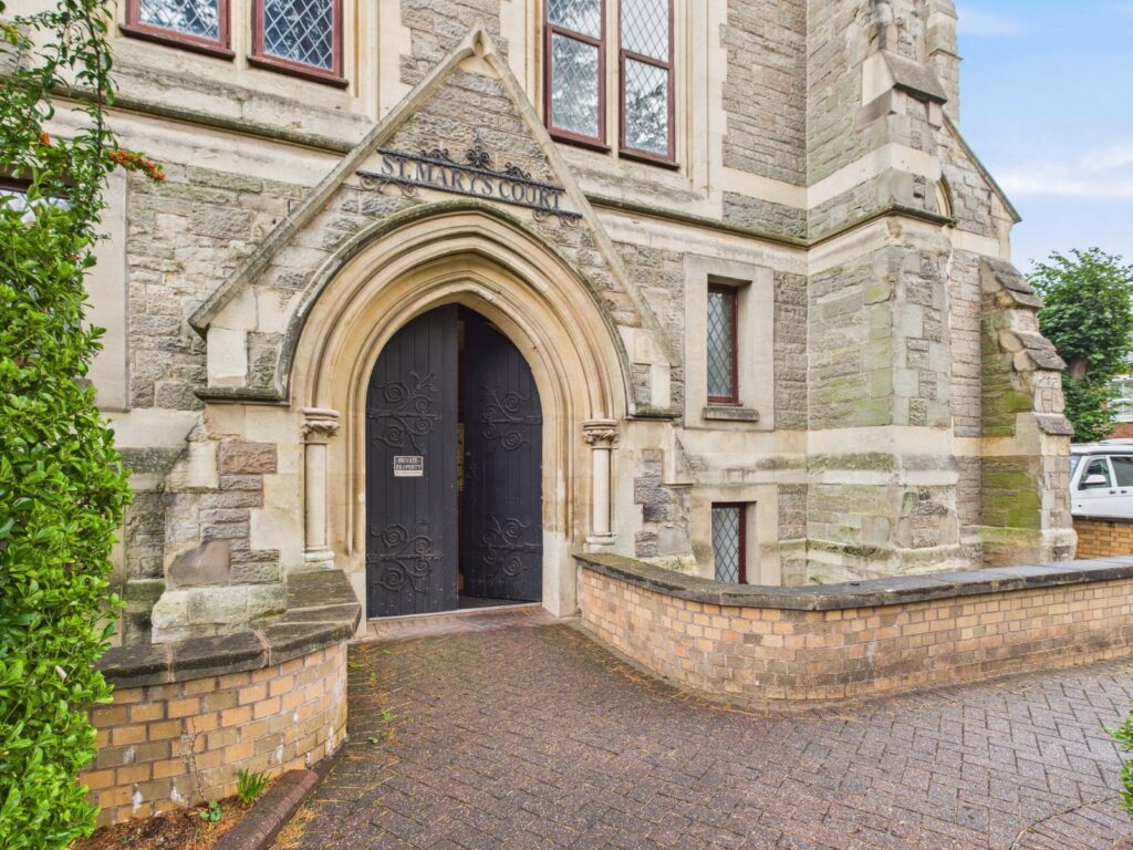 Property Image 0 Image 0