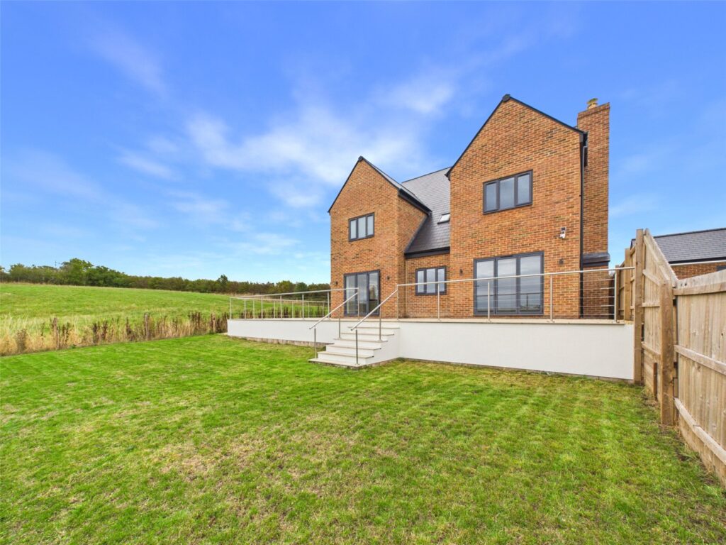 Property Image 0 Image 0