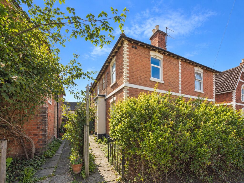 Property Image 0 Image 0